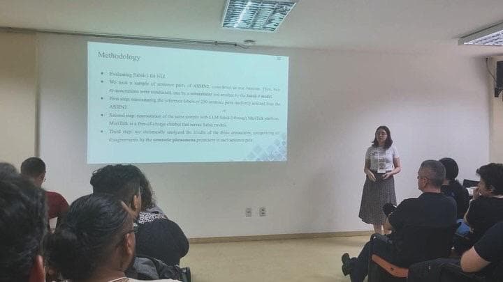 Presenting our research at BRACIS conference.